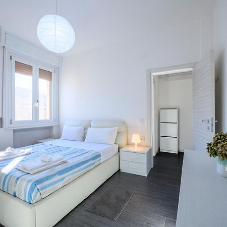 Parma Station & City Center Apartment Esterno foto