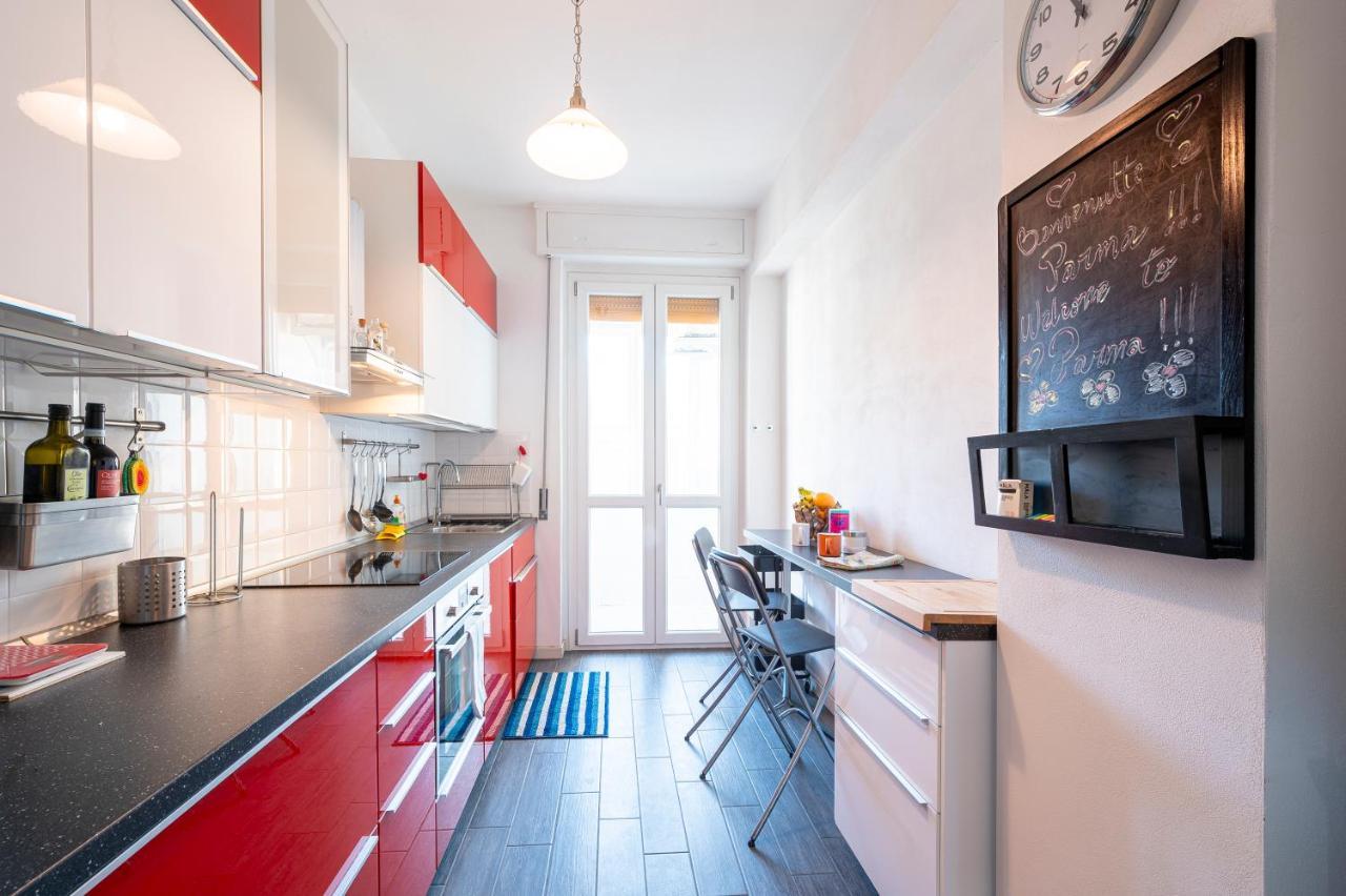 Parma Station & City Center Apartment Esterno foto